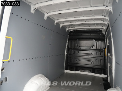 Volkswagen Crafter 140pk Nieuw Model L3H3 Airco Camera CarPlay Parkeersensoren Euro6 L2H2 Airco 9
