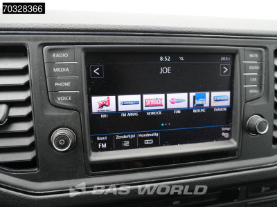 Volkswagen Crafter 177pk 50 Laadklep Zijdeur Bakwagen Airco Cruise DHollandia Euro6 Meubelbak Koffer Möbelkoffer Dubbellucht Airco Cruise control foto 18