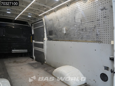 Volkswagen Crafter 177pk Automaat Dubbellucht L4H3 ACC Navi Trekhaak Airco Camera Parkeersensoren v+a Euro6 L3H2 Airco Trekhaak 11