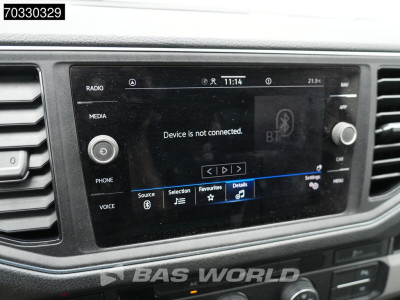 Volkswagen Crafter 177pk Automaat L4H3 Navi LED Airco Cruise Camera Parkeersensoren v+a Euro6 L3H2 Airco Cruise control 19