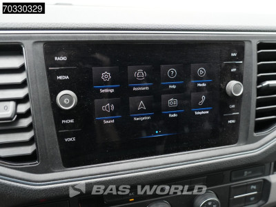 Volkswagen Crafter 177pk Automaat L4H3 Navi LED Airco Cruise Camera Parkeersensoren v+a Euro6 L3H2 Airco Cruise control 21