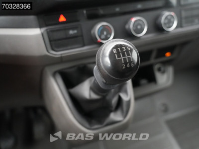 Volkswagen Crafter 177pk Laadklep Zijdeur Bakwagen Airco Cruise DHollandia Euro6 180PK Meubelbak Koffer Möbelkoffer Dubbellucht Airco Cruise control 21