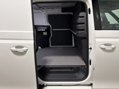 Volkswagen ID. Buzz Cargo 77 kWh, 204Pk, LED, Trekhaak, Navigatie VVB518 Prijs zoals getoond foto 18
