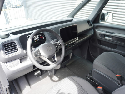 Volkswagen ID. Buzz Cargo ID. Buzz Cargo 340 pk 4-Motion, Bulli Limited Edition,  Achteruitrijcamera, Comfortstoelen met armleuning, Navigatie, Achterdeuren zonder ruit, Trekhaak, Warmtepomp foto 14