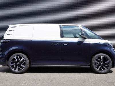 Volkswagen ID. Buzz Cargo ID. Buzz Cargo 340 pk 4-Motion, Bulli Limited Edition,  Achteruitrijcamera, Comfortstoelen met armleuning, Navigatie, Achterdeuren zonder ruit, Trekhaak, Warmtepomp foto 3