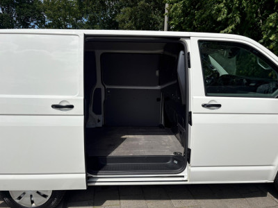 Volkswagen TRANSPORTER 150PK|Automaat|standkachel|airco|LED|achteruitrijcamera|apple carplay|dubbele schuifdeuren|navi|trekhaak 12