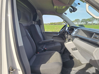 Volkswagen TRANSPORTER 2.0 TDI 150 DSG AUT. L1H1 foto 19