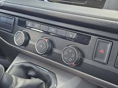 Volkswagen TRANSPORTER 2.0 TDI L2 Carplay 150pk ! foto 10