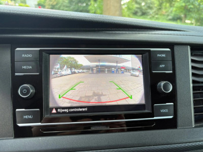 Volkswagen TRANSPORTER 2.0 TDI L2H1 150PK!|DSG Automaat|airco|achteruitrijcamera|apple carplay|drie zitplaatse 15