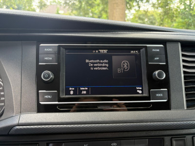 Volkswagen TRANSPORTER 2.0 TDI L2H1 150PK!|DSG Automaat|airco|achteruitrijcamera|apple carplay|drie zitplaatse 17
