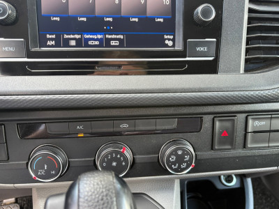 Volkswagen TRANSPORTER 2.0 TDI L2H1 150PK!|DSG Automaat|airco|achteruitrijcamera|apple carplay|drie zitplaatse 20