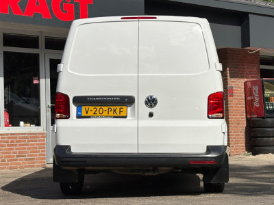 Volkswagen TRANSPORTER 2.0 TDI L2H1 150PK!|DSG Automaat|airco|achteruitrijcamera|apple carplay|drie zitplaatse 7