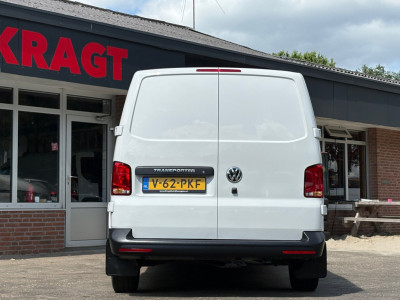 Volkswagen TRANSPORTER 2.0 TDI L2H1 150PK!|DSG Automaat|airco|achteruitrijcamera|apple carplay|drie zitplaatse 7