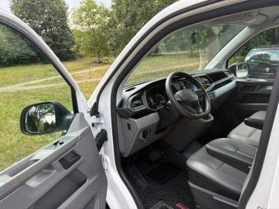 Volkswagen TRANSPORTER 2.0 TDI L2H1 150PK!|DSG Automaat|airco|achteruitrijcamera|apple carplay|drie zitplaatsen foto 11