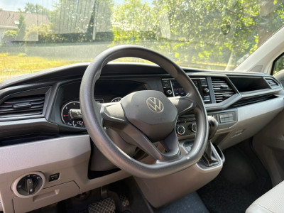 Volkswagen TRANSPORTER 2.0 TDI L2H1 150PK!|DSG Automaat|airco|achteruitrijcamera|apple carplay|drie zitplaatsen foto 13