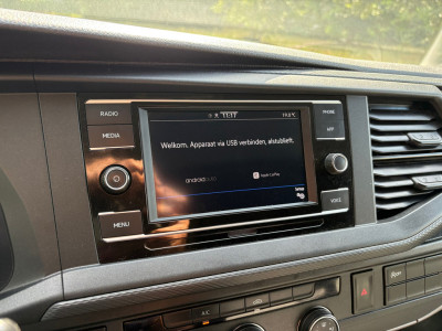 Volkswagen TRANSPORTER 2.0 TDI L2H1 150PK!|DSG Automaat|airco|achteruitrijcamera|apple carplay|drie zitplaatsen foto 15