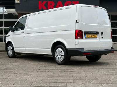 Volkswagen TRANSPORTER 2.0 TDI L2H1 150PK!|DSG Automaat|airco|achteruitrijcamera|apple carplay|drie zitplaatsen foto 3
