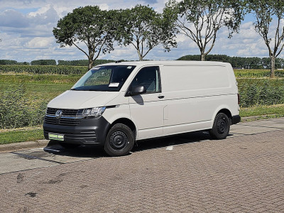 Volkswagen TRANSPORTER 2.0 TDI L2H1 150Pk Automaat T6.1 Achterdeuren Carplay 3-Zits Camera BPM-vrij Lm-Velgen Bumpers-Kleur! foto 2