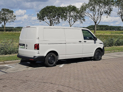 Volkswagen TRANSPORTER 2.0 TDI L2H1 150Pk Automaat T6.1 Achterdeuren Carplay 3-Zits Camera BPM-vrij Lm-Velgen Bumpers-Kleur! foto 3