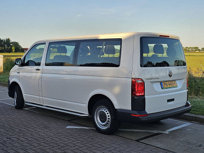 Volkswagen TRANSPORTER 2.0 TDI L2H1 9 Persoons Combi Personenbus Tourer Ex Taxi Airco BPM Vrij Euro6 84PK! foto 6