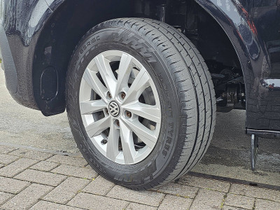 Volkswagen TRANSPORTER 2.0 TDI L2H1 LED 150Pk Euro6 15