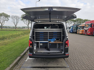 Volkswagen TRANSPORTER 2.0 TDI L2H1 LED Navi Automaat WP-Inrichting Airco Carplay Adaptieve Cruise Control Stoelverwarming Standkachel  PDC Euro6 150 PK! foto 11