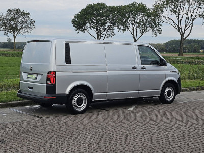 Volkswagen TRANSPORTER 2.0 TDI L2H1 LED Navi Automaat WP-Inrichting Airco Carplay Adaptieve Cruise Control Stoelverwarming Standkachel  PDC Euro6 150 PK! foto 3