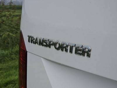 Volkswagen TRANSPORTER 2.0 TDI T6.1 L1H1 Carplay Achterklep Trekhaak CruiseControl 3-Zits Pdc Euro6 OH-Historie! foto 16