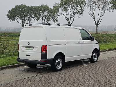 Volkswagen TRANSPORTER 2.0 TDI T6.1 L1H1 Carplay Achterklep Trekhaak CruiseControl 3-Zits Pdc Euro6 OH-Historie! foto 3