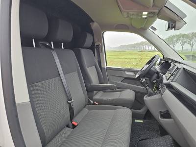 Volkswagen TRANSPORTER 2.0 TDI T6.1 L1H1 Carplay Achterklep Trekhaak CruiseControl 3-Zits Pdc Euro6 OH-Historie! foto 7