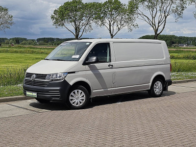 Volkswagen TRANSPORTER 2.0 TDI T6.1 L2H1 Automaat! foto 2