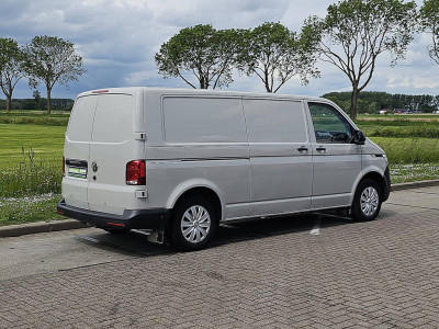 Volkswagen TRANSPORTER 2.0 TDI T6.1 L2H1 Automaat! foto 3