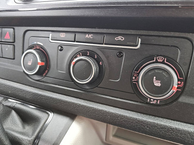 Volkswagen TRANSPORTER 2.0 TDI ex-overheid 140 pk foto 10