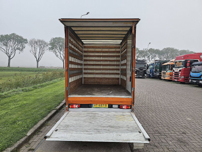 Volkswagen TRANSPORTER 2.0 TDI ex-overheid 140 pk foto 14