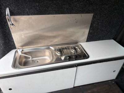 Volkswagen TRANSPORTER 2.5 TDI AUTOMAAT |Camper|5 zitplaatsen|Automaat|airco|cruise|hefdak|keukenblok|achteruitrijcamera|trekhaak 12