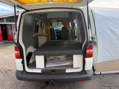 Volkswagen TRANSPORTER TDI 63KW 0.8 T5,Kampeerbus,1.9TDi,2004,195.221km foto 6