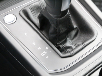 Volkswagen Touran 2.0 TDI 150 | Aut. | Grijs kenteken | Virtual | Cruise | Clima.. foto 11