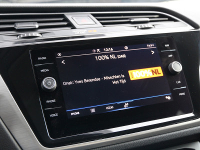 Volkswagen Touran 2.0 TDI 150 | Aut. | Grijs kenteken | Virtual | Cruise | Clima.. foto 7