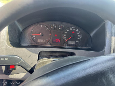 Volkswagen Transporter 1.9 TDI 340 DC KIPPER 13