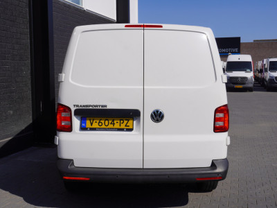 Volkswagen Transporter 2.0 TDI - EURO 6 - Airco - Navi - Cruise - €10.900,- Excl. 7