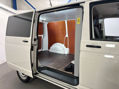 Volkswagen Transporter 2.0 TDI 102pk L1H1 Comfortline Cruise Control Camera Airco foto 9