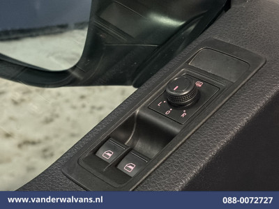 Volkswagen Transporter 2.0 TDI 102pk L2H1 Euro6 Airco | Omvormer | Imperiaal | Trekhaak | Camera Parkeersensoren, Achterklep 16
