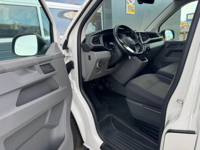 Volkswagen Transporter 2.0 TDI 110pk L2H1 | Navi | Kastinrichting Sortimo | Winterpack | Cruise | CarPlay | DAB | Betonplex foto 18