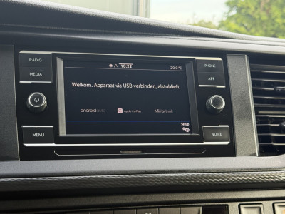 Volkswagen Transporter 2.0 TDI 111 PK / L2H1 / DUBBELE CABINE / 1e EIG. / TREKHAAK / CRUISE / CARPLAY / AIRCO / PDC foto 46