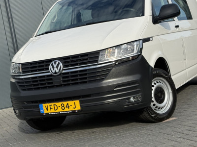 Volkswagen Transporter 2.0 TDI 111 PK / L2H1 / DUBBELE CABINE / 1e EIG. / TREKHAAK / CRUISE / CARPLAY / AIRCO / PDC foto 58
