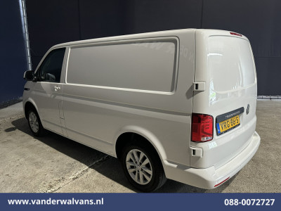 Volkswagen Transporter 2.0 TDI 111pk L1H1 Euro6 Airco | Navigatie | LM Velgen | Cruisecontrol | Apple Carplay Parkeersensoren foto 10