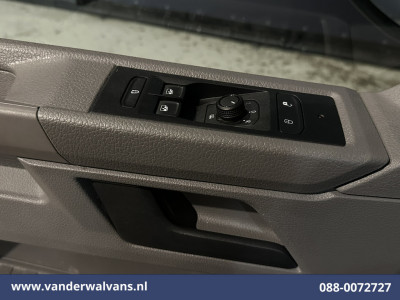 Volkswagen Transporter 2.0 TDI 111pk L1H1 Euro6 Airco | Navigatie | LM Velgen | Cruisecontrol | Apple Carplay Parkeersensoren foto 19