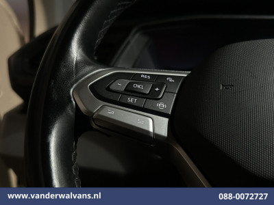 Volkswagen Transporter 2.0 TDI 111pk L1H1 Euro6 Airco | Navigatie | LM Velgen | Cruisecontrol | Apple Carplay Parkeersensoren foto 5