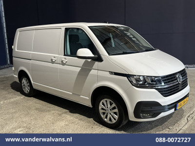 Volkswagen Transporter 2.0 TDI 111pk L1H1 Euro6 Airco | Navigatie | LM Velgen | Cruisecontrol | Apple Carplay Parkeersensoren foto 9