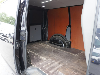 Volkswagen Transporter 2.0 TDI 150PK Automaat EURO 6 - Airco - Navi - Cruise - €17.900,- Excl. 8